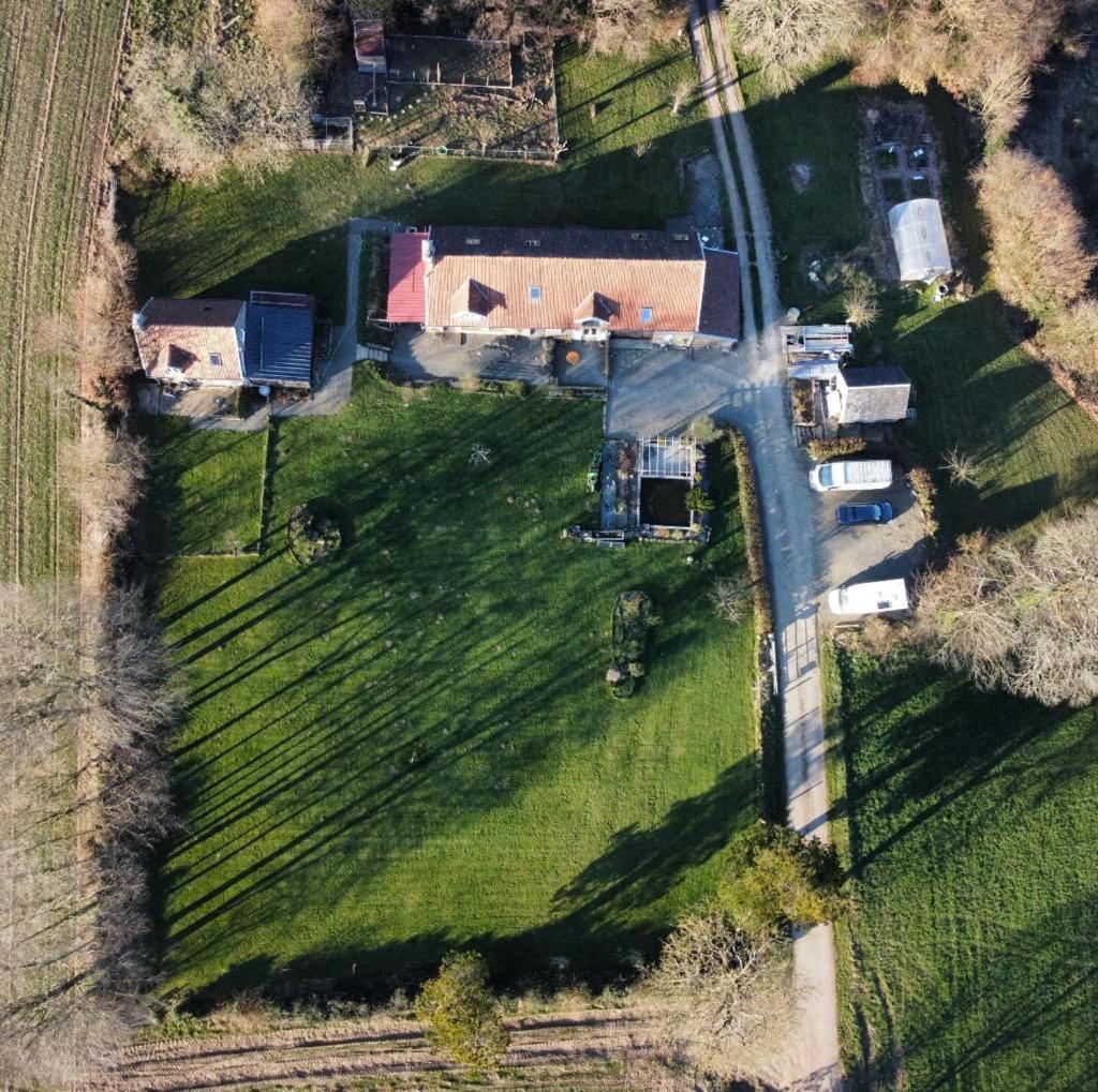 Bed and Breakfast Ferme De Noyes Sourdeval Екстер'єр фото